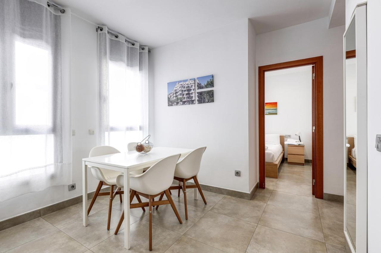 Urban Flats Vallirana Barcelona Exterior foto