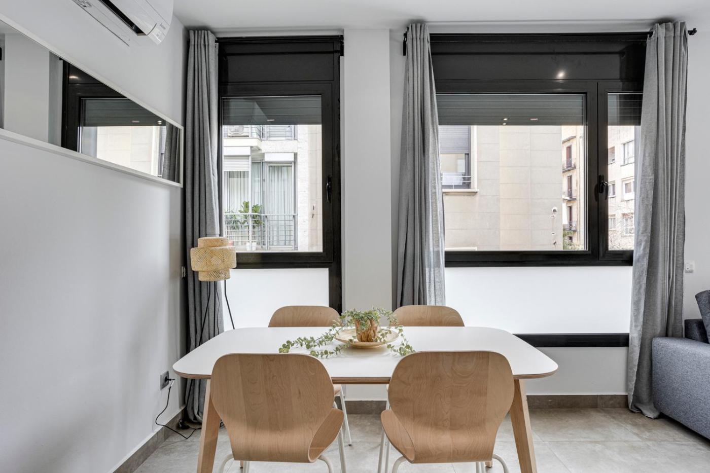 Urban Flats Vallirana Barcelona Exterior foto