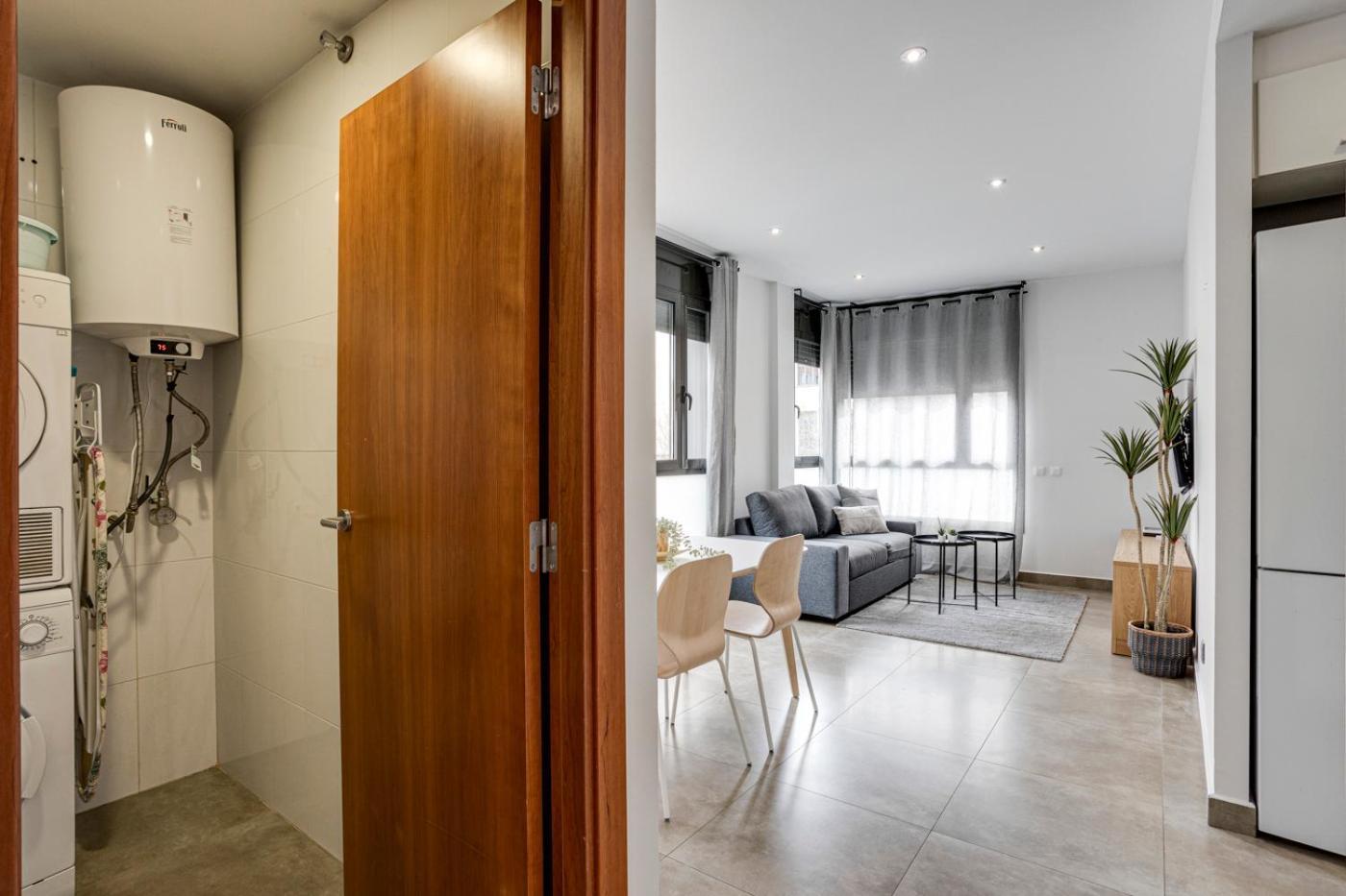 Urban Flats Vallirana Barcelona Exterior foto