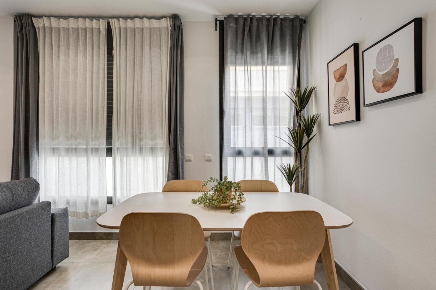 Urban Flats Vallirana Barcelona Exterior foto
